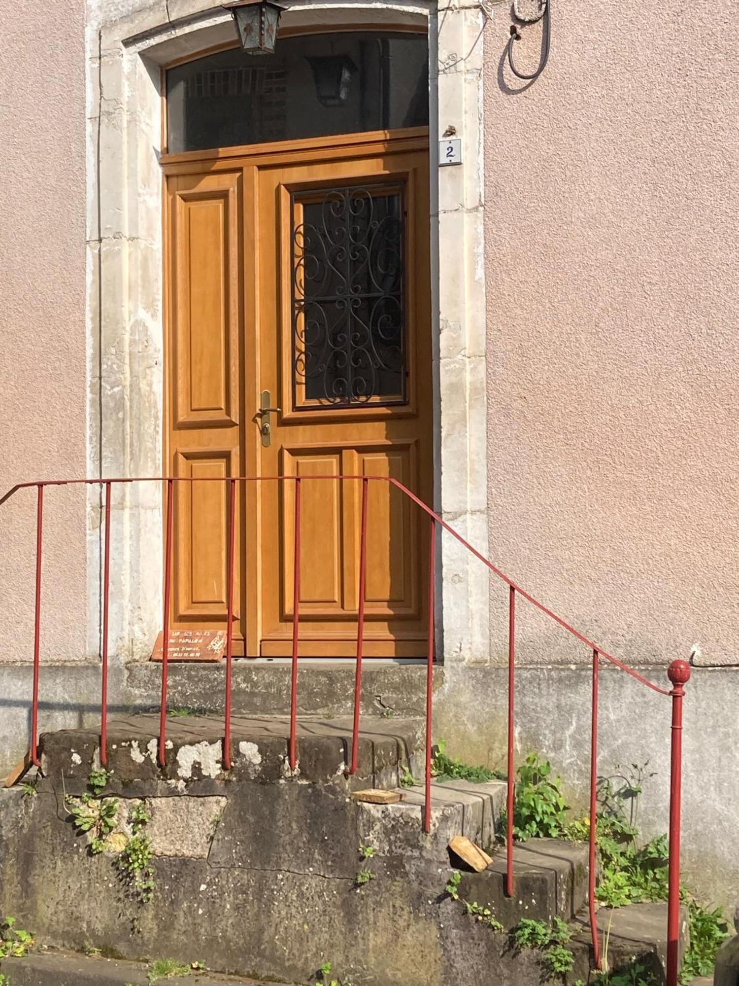Sur Les Ailes Du Papillon-La Suite Saint-Sauveur-en-Puisaye Eksteriør billede